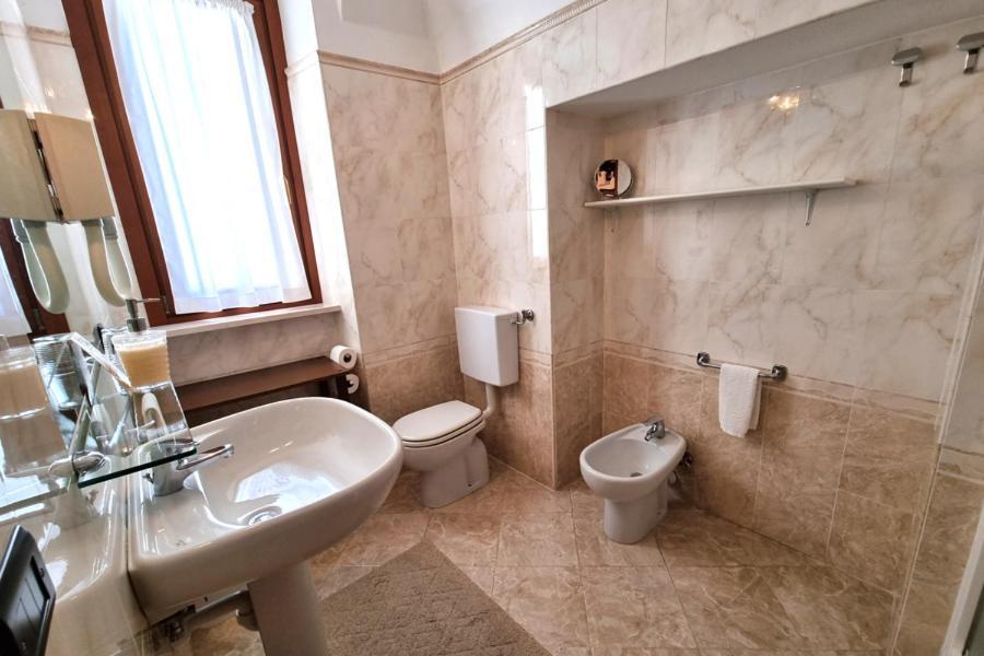 Hotel Acqui & Centro Benessere Акуи Терме Екстериор снимка